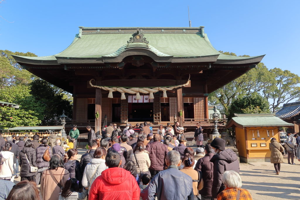 18年の運勢は 全国総本宮の水天宮で初詣とおみくじ 羽田空港サーバー